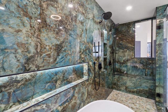 700 Front St 1402, San Diego, CA 92101