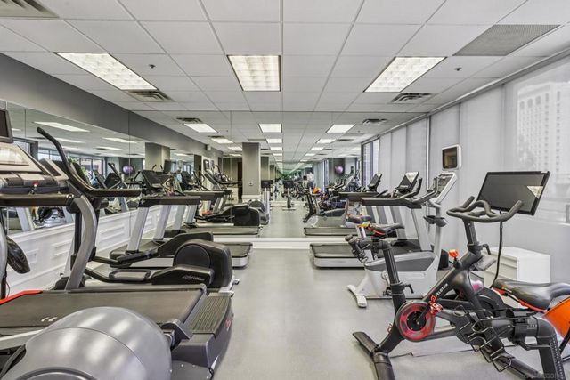 700 Front St 1402, San Diego, CA 92101