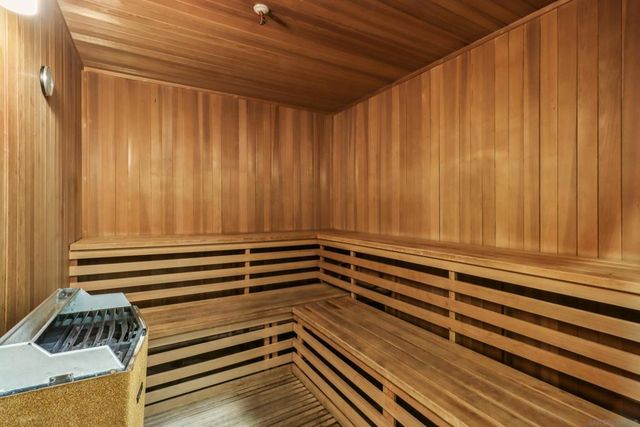 700 Front St 1402, San Diego, CA 92101