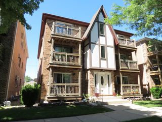 6632 W 64th Place 3W, Chicago, IL 60638