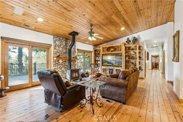 268 Cedarbrook, Twin Peaks, CA 92391