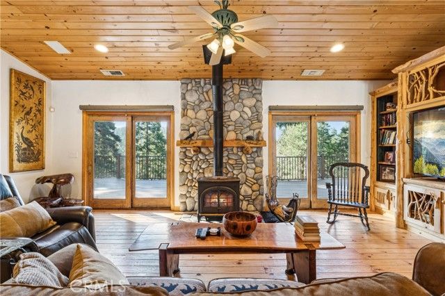 268 Cedarbrook, Twin Peaks, CA 92391