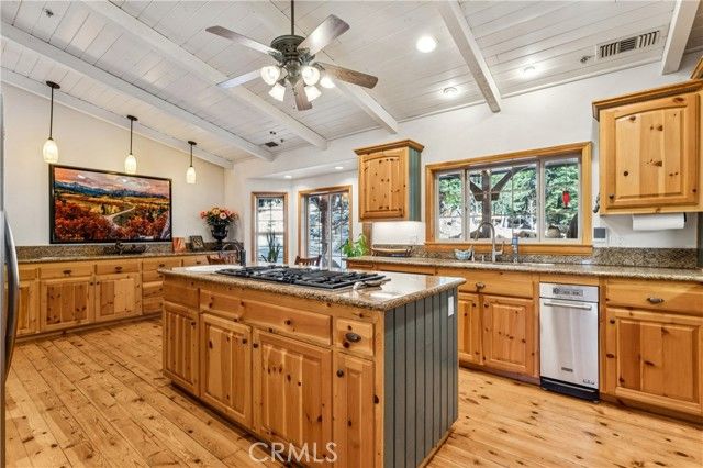 268 Cedarbrook, Twin Peaks, CA 92391