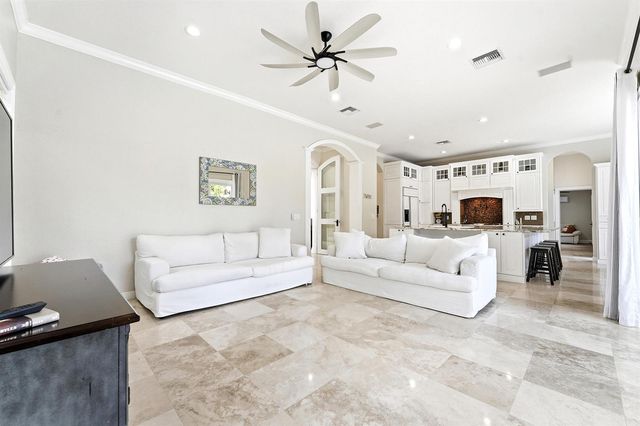 5038 NW 24th Circle, Boca Raton, FL 33431