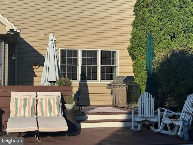 255 SYCAMORE DR, Mifflintown, PA 17059