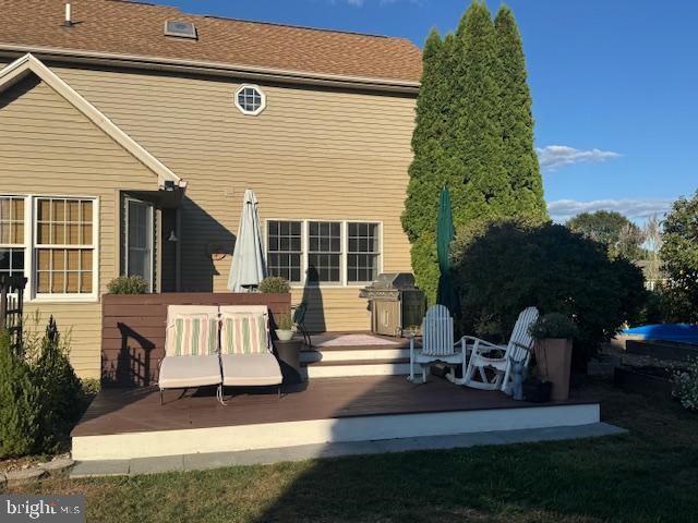 255 SYCAMORE DR, Mifflintown, PA 17059