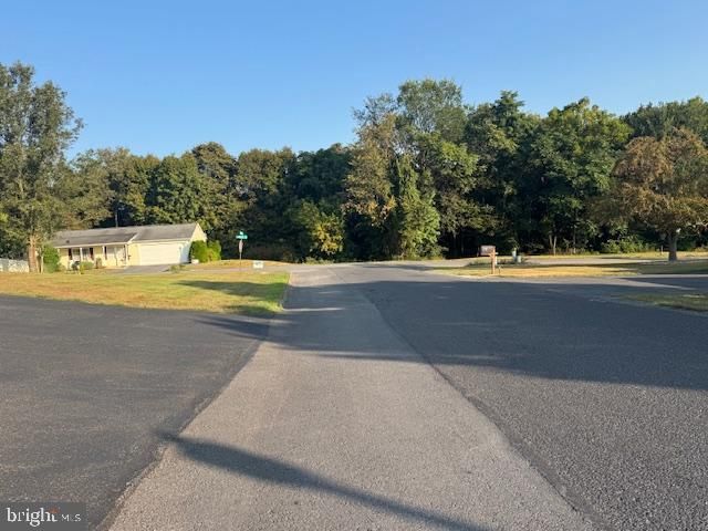 255 SYCAMORE DR, Mifflintown, PA 17059