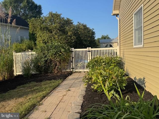 255 SYCAMORE DR, Mifflintown, PA 17059