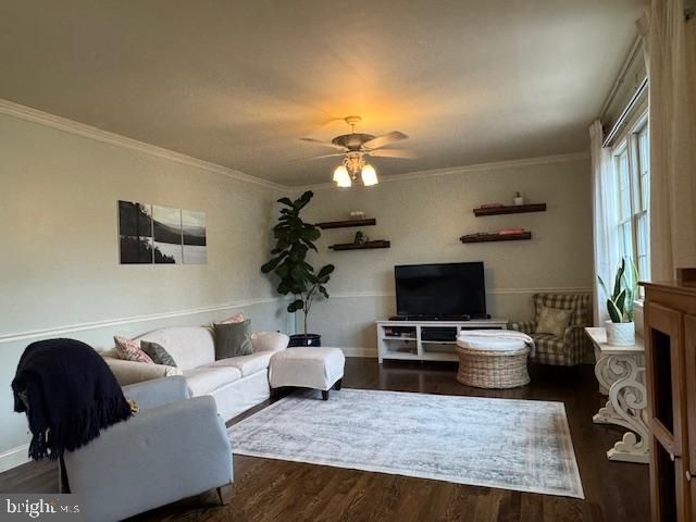 255 SYCAMORE DR, Mifflintown, PA 17059