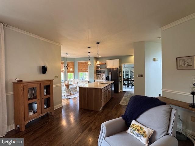 255 SYCAMORE DR, Mifflintown, PA 17059