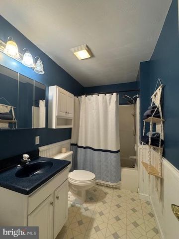 255 SYCAMORE DR, Mifflintown, PA 17059