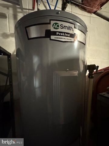 255 SYCAMORE DR, Mifflintown, PA 17059