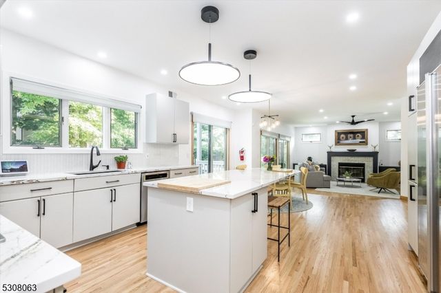 4 Ash Ave, West Orange Twp., NJ 07052