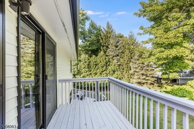 4 Ash Ave, West Orange Twp., NJ 07052