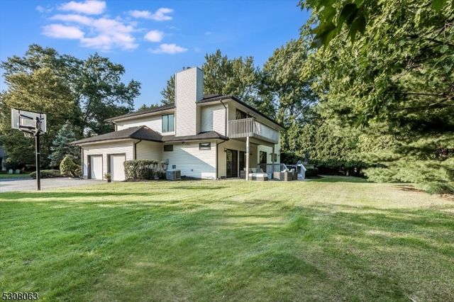 4 Ash Ave, West Orange Twp., NJ 07052