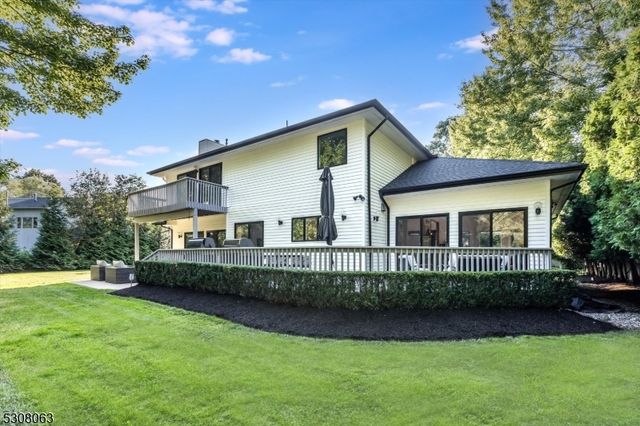 4 Ash Ave, West Orange Twp., NJ 07052