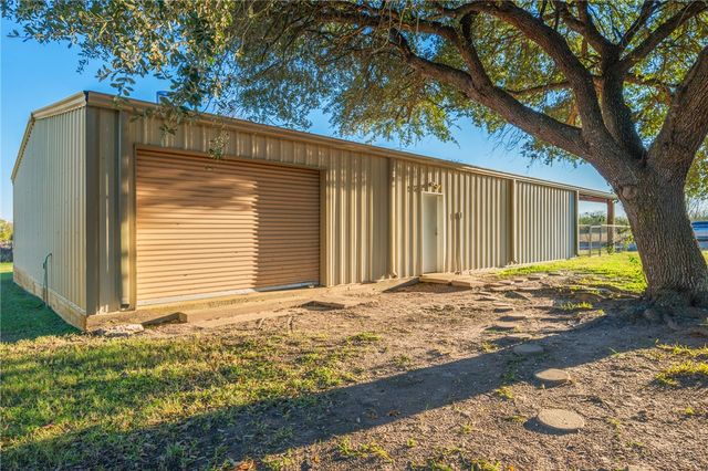 5756 Oak Hollow Circle, Bryan, TX 77808