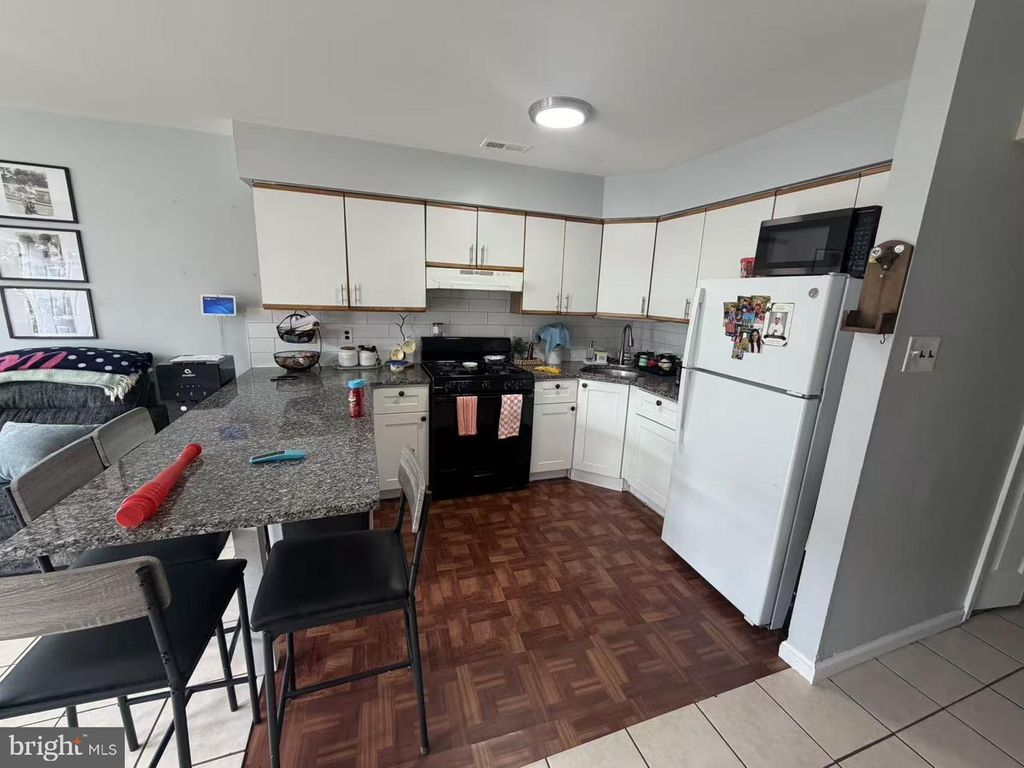 6300 TULIP ST, PHILADELPHIA, PA 19135 — photo 5