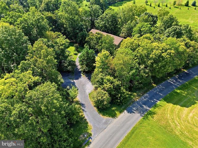 2891 SAUMSVILLE RD, Maurertown, VA 22644