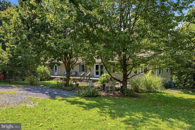 2891 SAUMSVILLE RD, Maurertown, VA 22644