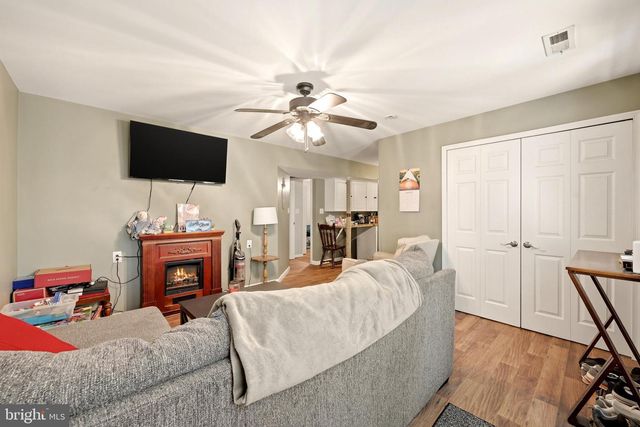 2891 SAUMSVILLE RD, Maurertown, VA 22644