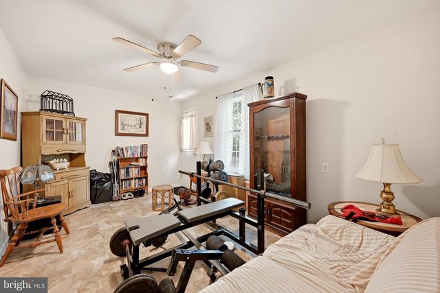 2891 SAUMSVILLE RD, Maurertown, VA 22644