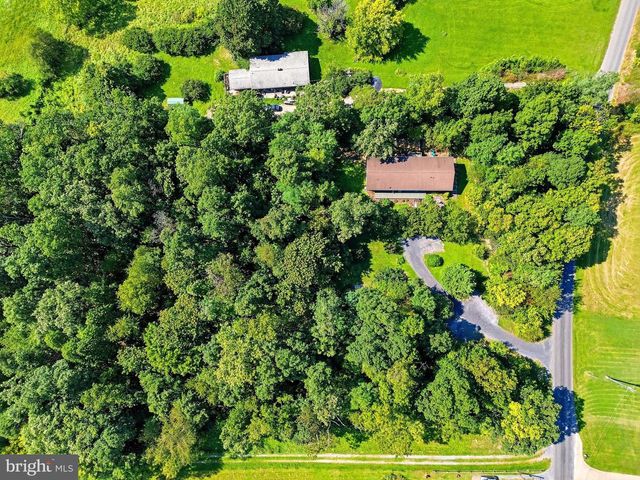 2891 SAUMSVILLE RD, Maurertown, VA 22644