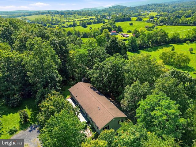 2891 SAUMSVILLE RD, Maurertown, VA 22644