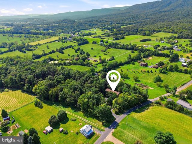 2891 SAUMSVILLE RD, Maurertown, VA 22644