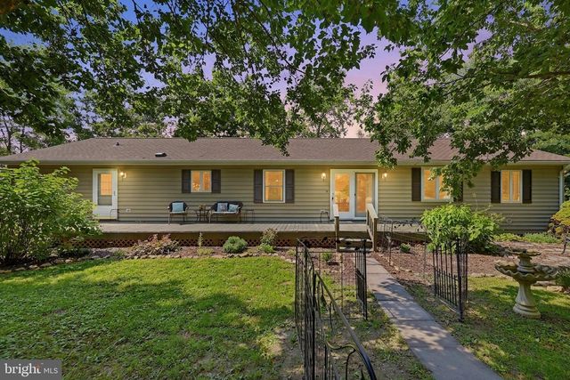2891 SAUMSVILLE RD, Maurertown, VA 22644