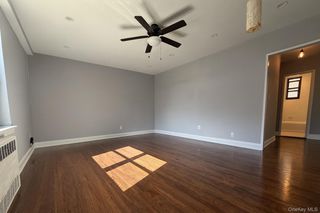 52-30 39 Avenue 2A, Sunnyside, NY 11377