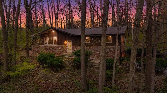 21195 Mary Lynn DRIVE, Brookfield, WI 53045
