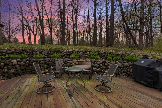 21195 Mary Lynn DRIVE, Brookfield, WI 53045