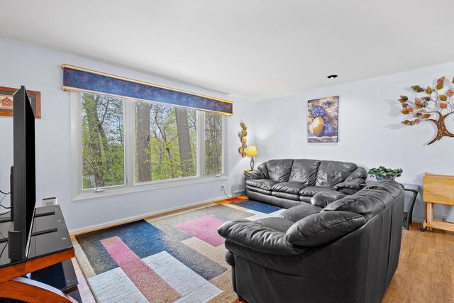 21195 Mary Lynn DRIVE, Brookfield, WI 53045