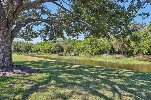 3641 GLENEAGLE DRIVE 12D, Sarasota, FL 34238