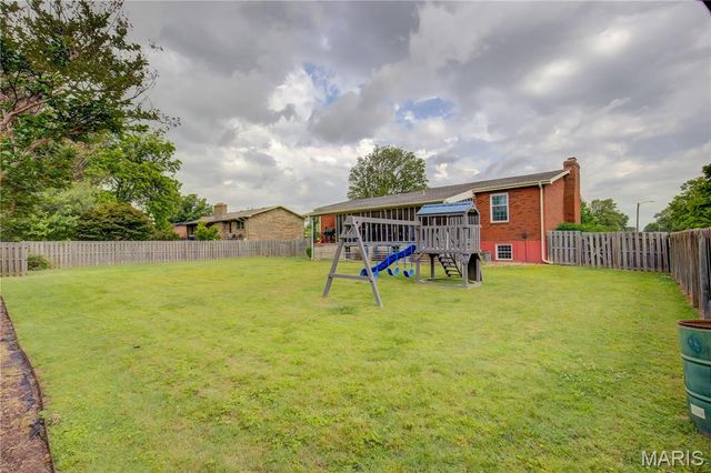 311 Kennedy Drive, Sikeston, MO 63801