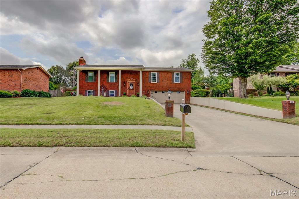 311 Kennedy Drive, Sikeston, MO 63801