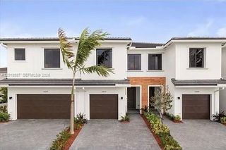 10975 SW 233rd St, Homestead, FL 33032