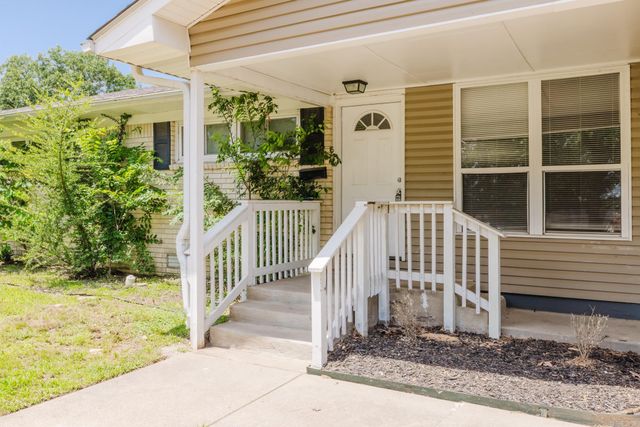 53 Westmont Circle, Little Rock, AR 72209