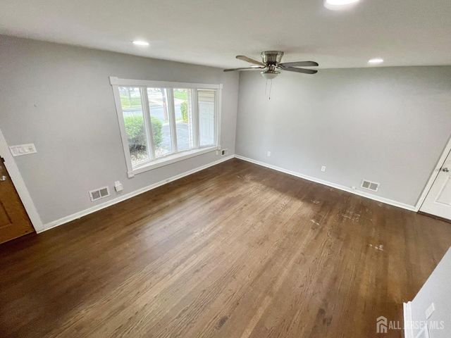 32 Athens Avenue, Old Bridge, NJ 08879