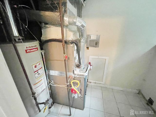 32 Athens Avenue, Old Bridge, NJ 08879