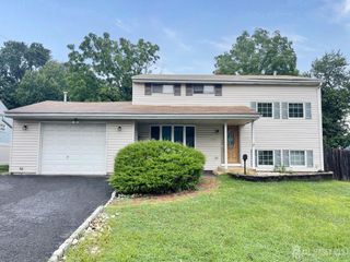 32 Athens Avenue, Old Bridge, NJ 08879