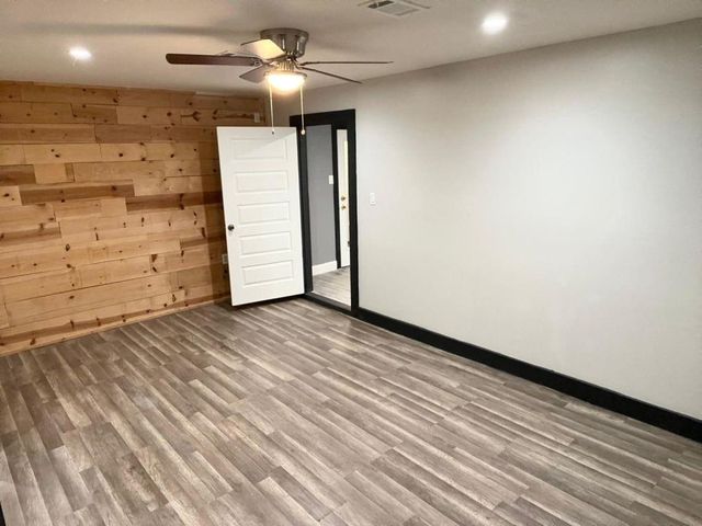 5606 Lyden Ridge Drive, Houston, TX 77053