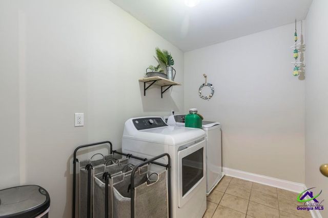 524 Hialeah Drive, Bonaire, GA 31005