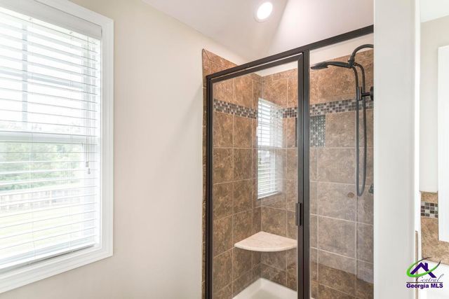 524 Hialeah Drive, Bonaire, GA 31005