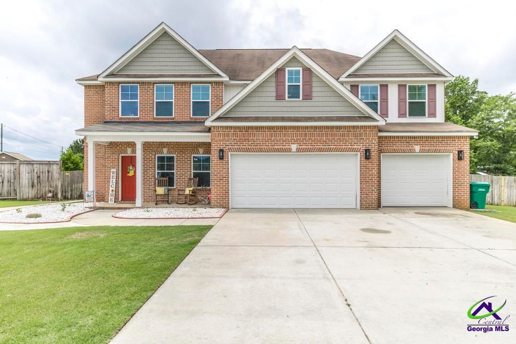 524 Hialeah Drive, Bonaire, GA 31005
