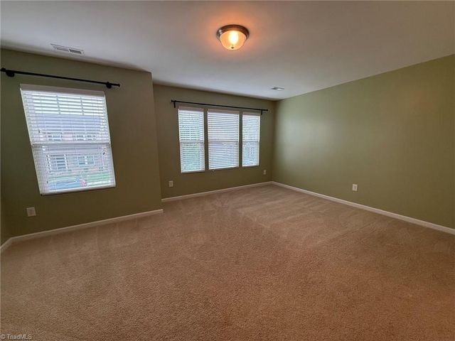 2486 Moss Grove Crossing, Winston-salem, NC 27103