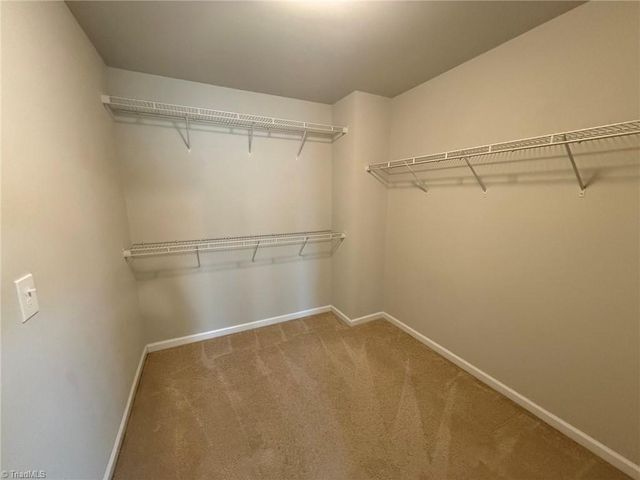 2486 Moss Grove Crossing, Winston-salem, NC 27103