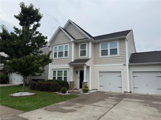 2486 Moss Grove Crossing, Winston-salem, NC 27103