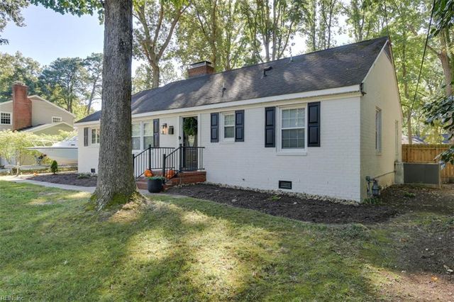 114 Archer RD, Newport News, VA 23606